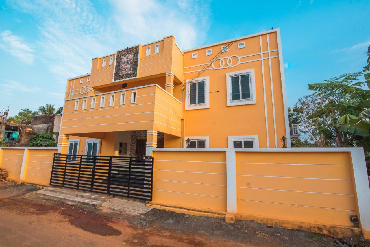 Saffron Vilva Hotel Pondicherry Exterior foto