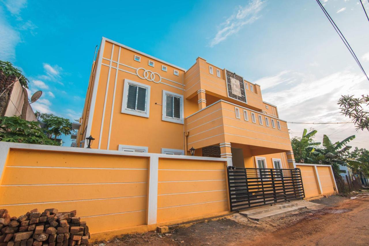 Saffron Vilva Hotel Pondicherry Exterior foto