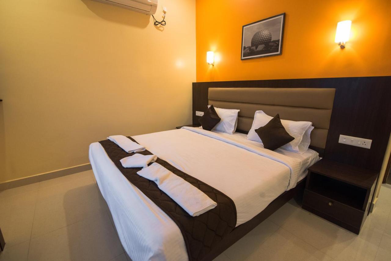 Saffron Vilva Hotel Pondicherry Exterior foto