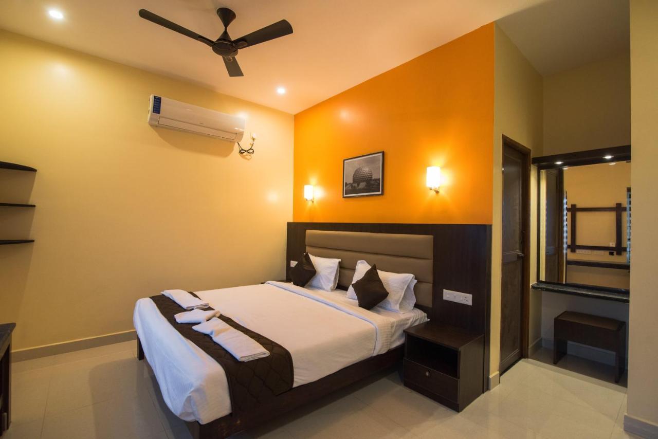 Saffron Vilva Hotel Pondicherry Exterior foto