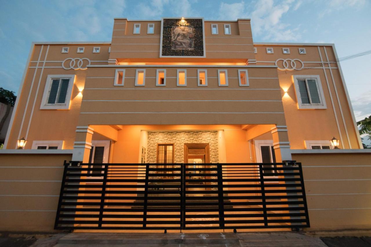 Saffron Vilva Hotel Pondicherry Exterior foto