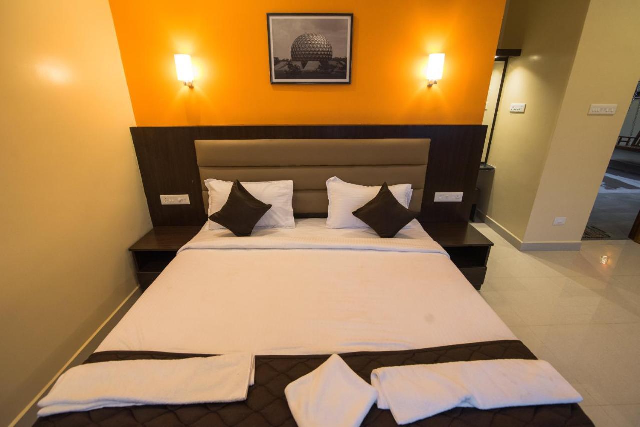 Saffron Vilva Hotel Pondicherry Exterior foto