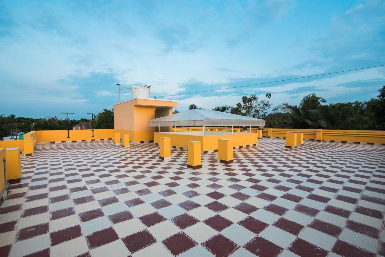 Saffron Vilva Hotel Pondicherry Exterior foto