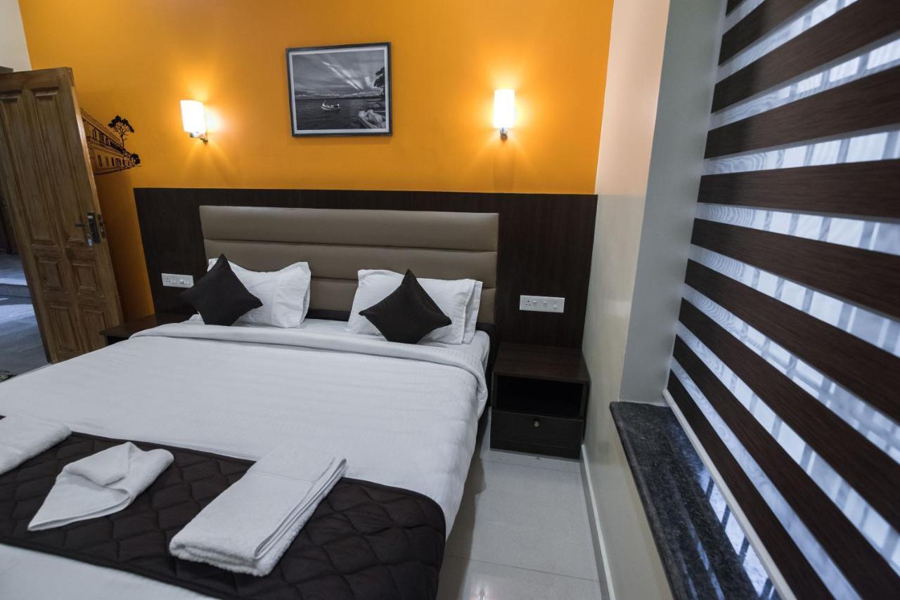 Saffron Vilva Hotel Pondicherry Exterior foto