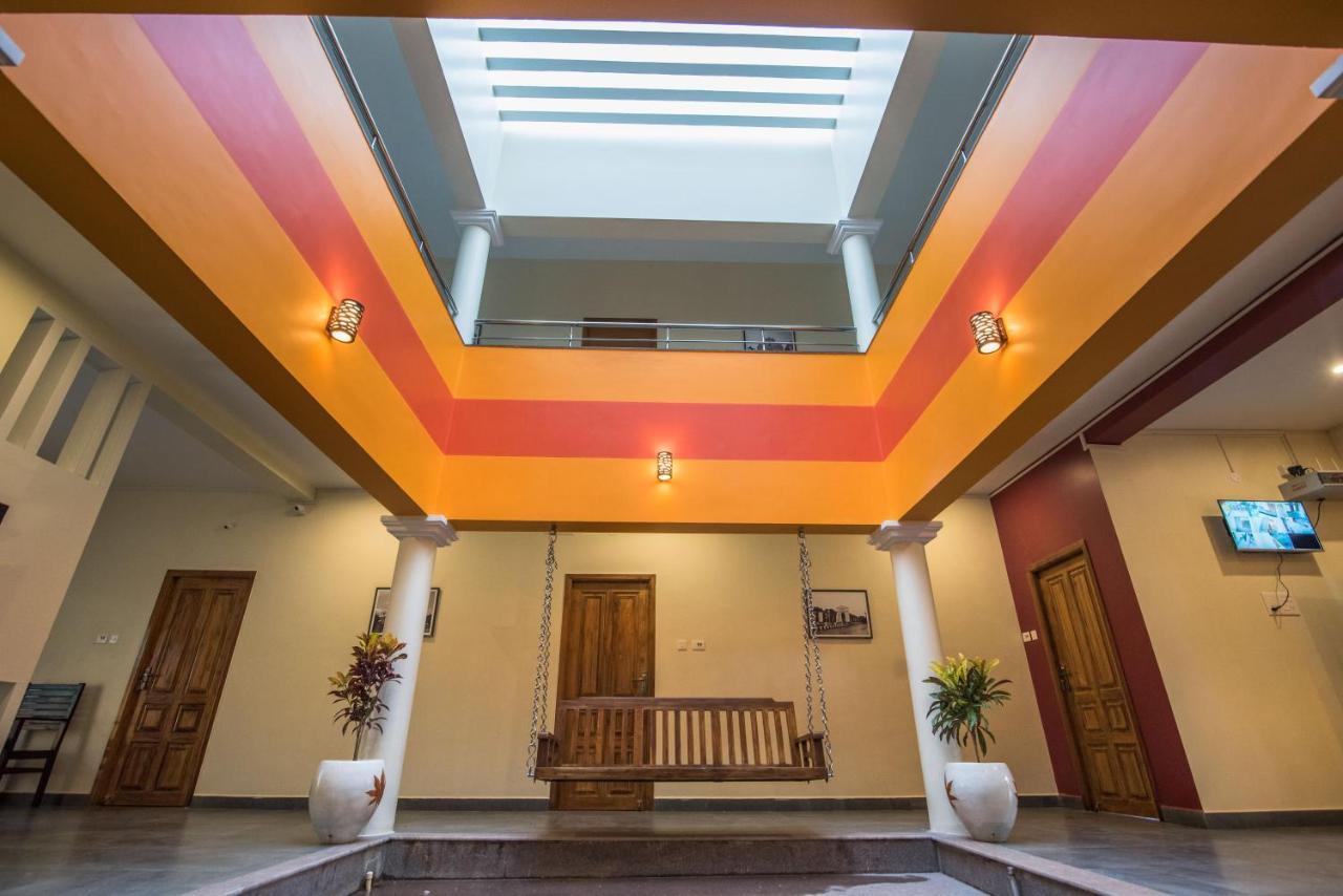Saffron Vilva Hotel Pondicherry Exterior foto